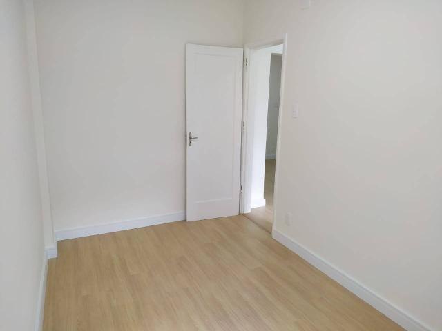 Apartamento para Venda em Santos - 2