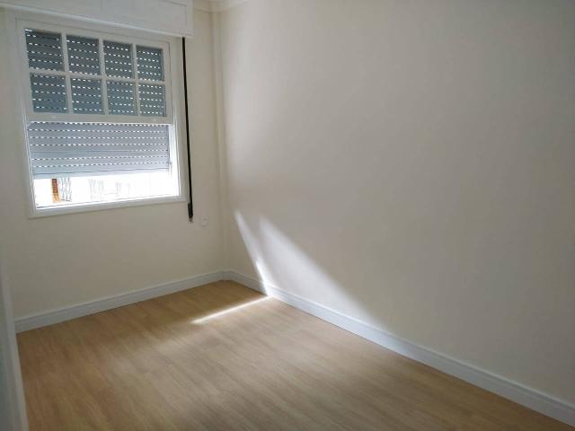 Apartamento para Venda em Santos - 3