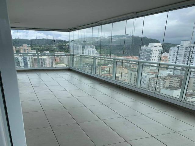 Apto ou Prédio Frente Mar para Venda em Santos - 2