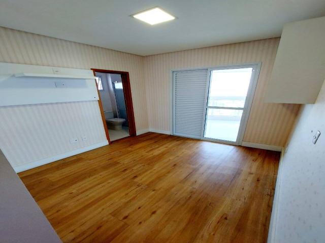 Apartamento para Venda em Santos - 4