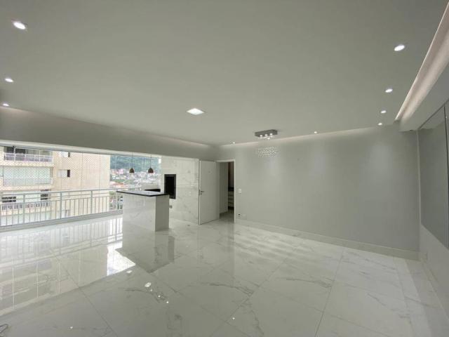 Apartamento para Venda em Santos - 4