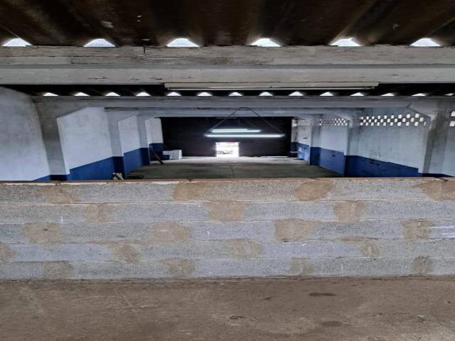 Galpão para Venda em Santos - 2