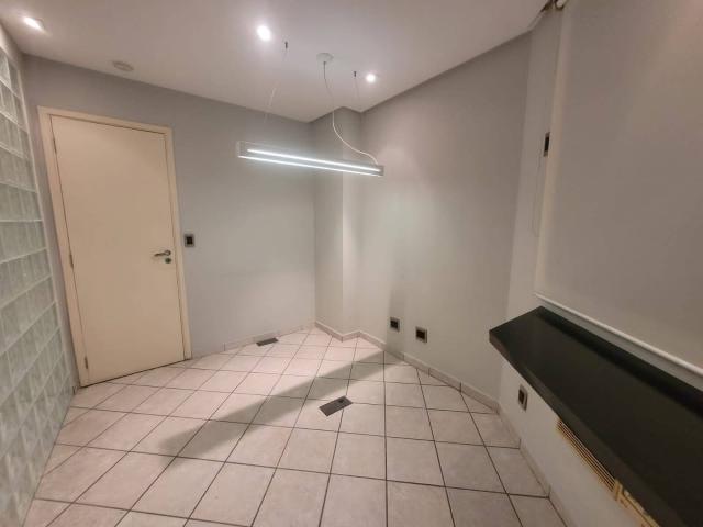 #2549 - Conjunto Comercial para Venda em Santos - SP - 3