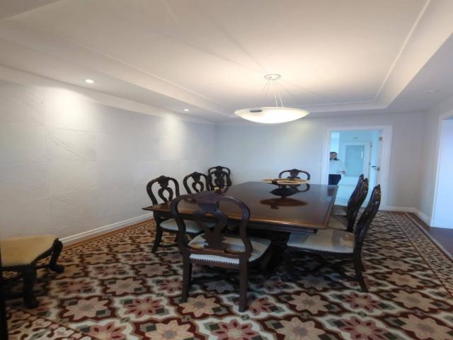 Apartamento para Venda em Santos - 5