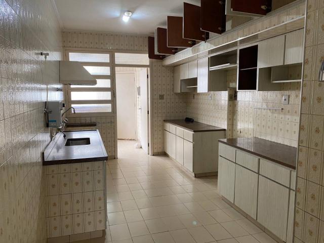 Apartamento para Venda em Santos - 4