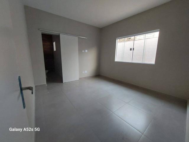 Casa Térrea para Venda em Praia Grande - 4