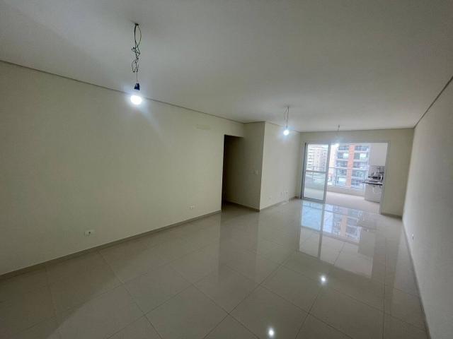 Apartamento para Venda em Santos - 2