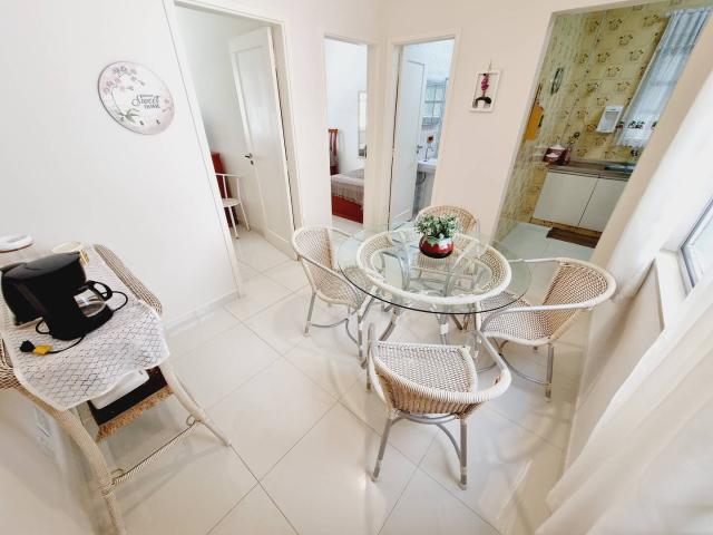 Apto ou Prédio Frente Mar para Venda em Santos - 2