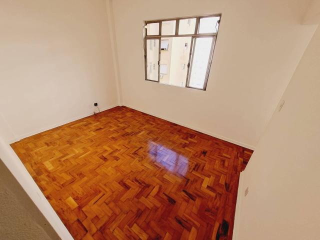 Apartamento para Venda em Santos - 5