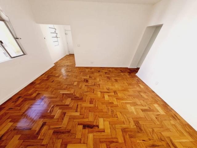 Apartamento para Venda em Santos - 4