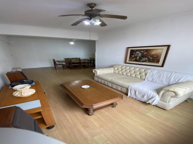 Apartamento para Venda em Santos - 4