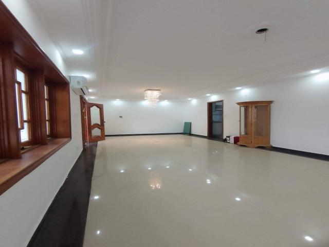 Casa Térrea para Venda em Praia Grande - 4