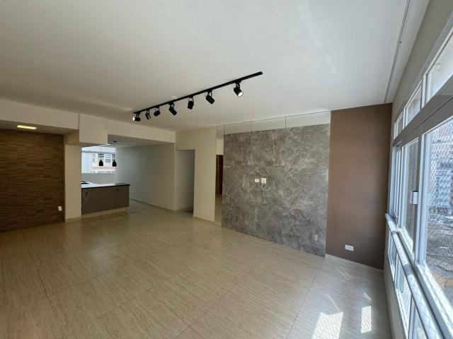 Apto ou Prédio Frente Mar para Venda em Santos - 4