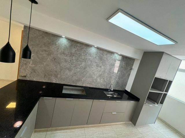 Apto ou Prédio Frente Mar para Venda em Santos - 5