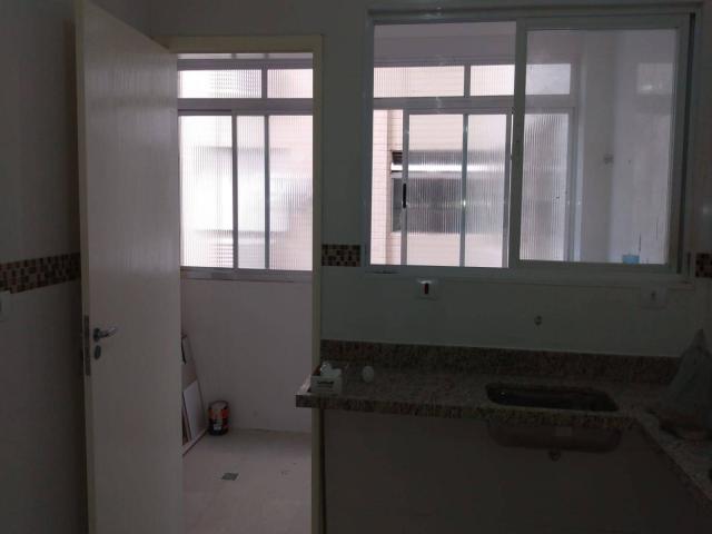 Apartamento para Venda em Santos - 4
