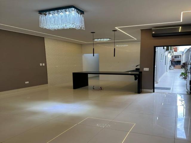 Casa Térrea para Venda em Praia Grande - 3