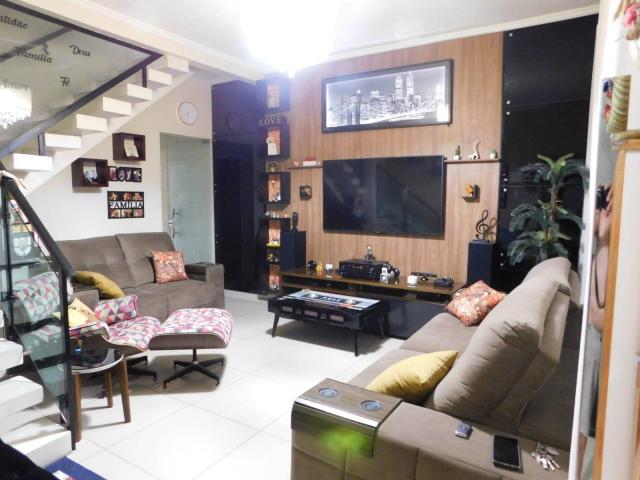 Sobrado para Venda em São Vicente - 4