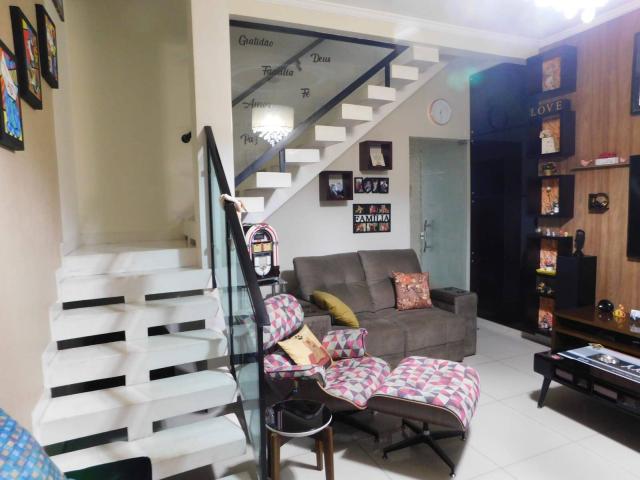 Sobrado para Venda em São Vicente - 5