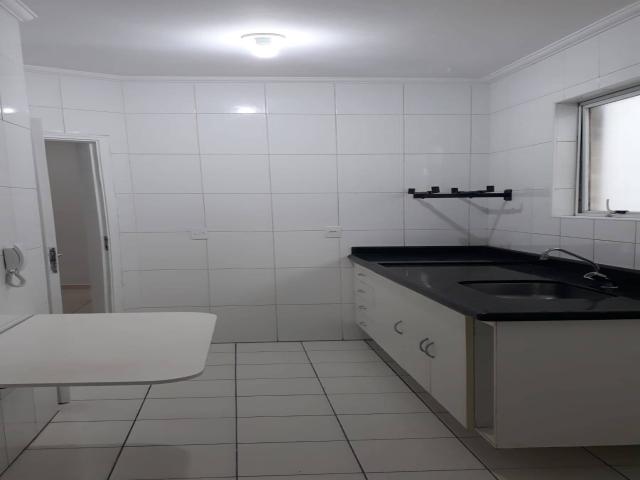 Apartamento para Venda em Santos - 4