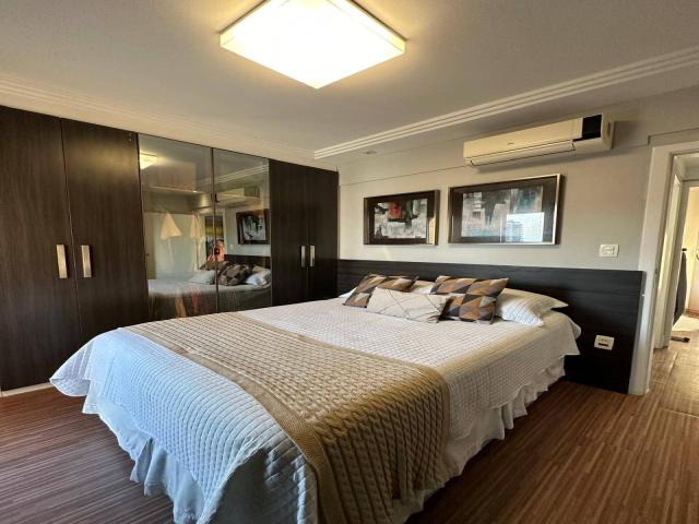 Apartamento para Venda em Santos - 4