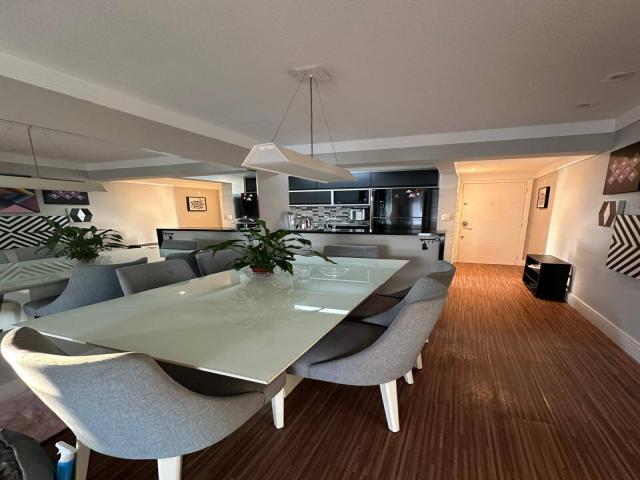 Apartamento para Venda em Santos - 2