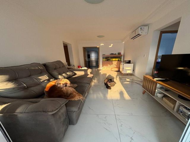 #3252 - Apartamento para Locação em Santos - SP - 2