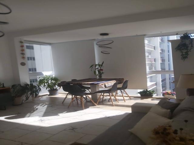 Apto ou Prédio Frente Mar para Venda em Santos - 5