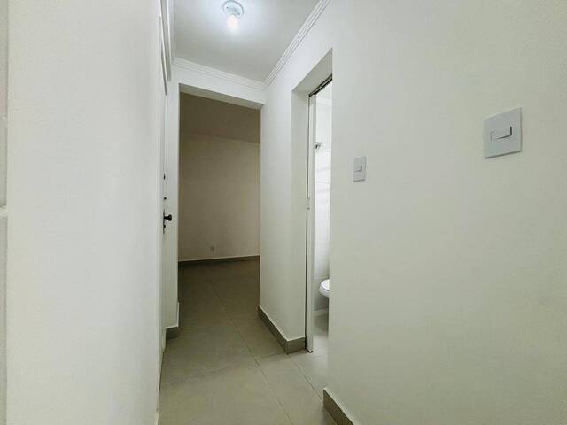 Apartamento para Venda em Santos - 4