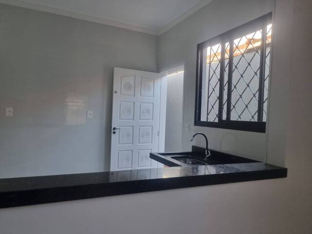 Casa para Venda em São Vicente - 2