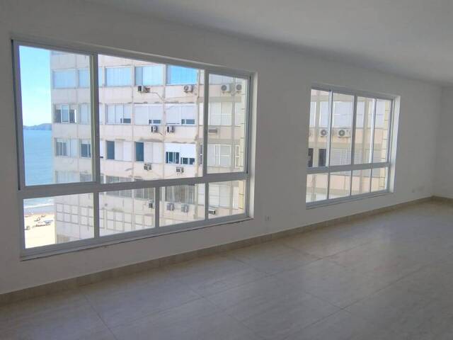 Apartamento para Venda em Santos - 2