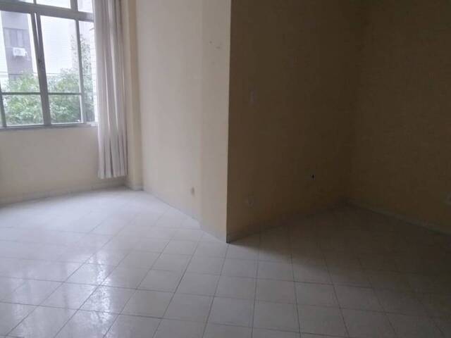 Apartamento para Venda em Santos - 2