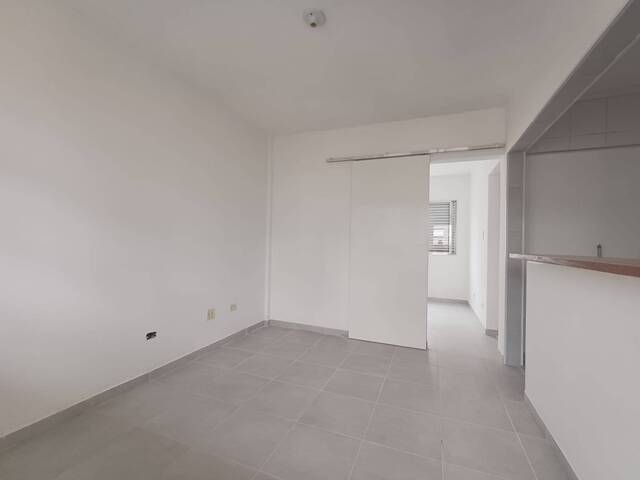 Apartamento para Venda em Santos - 3