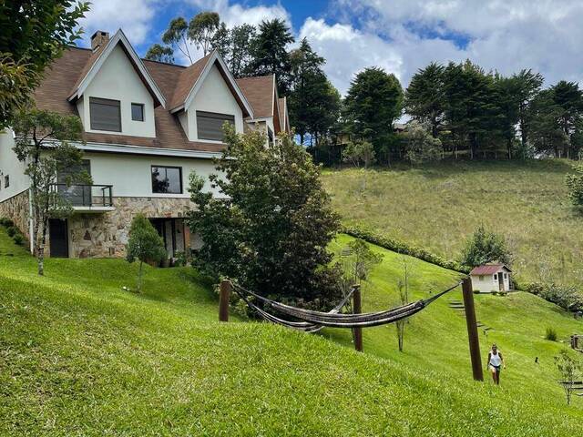 Mansão para Venda em Campos do Jordão - 4