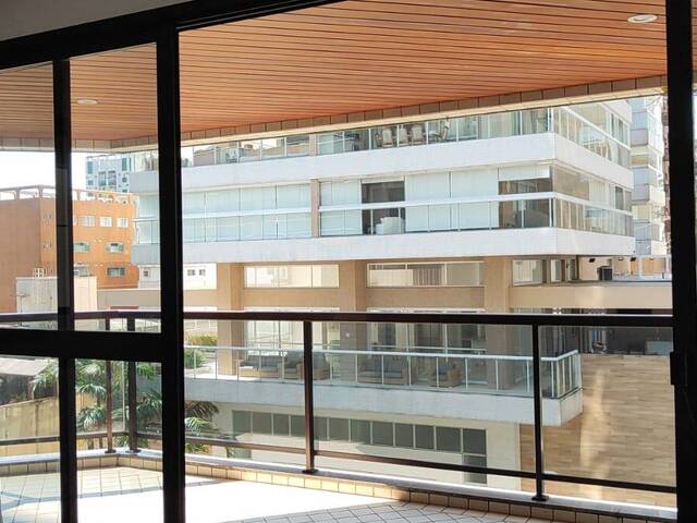 #4566 - Apartamento para Venda em Santos - SP