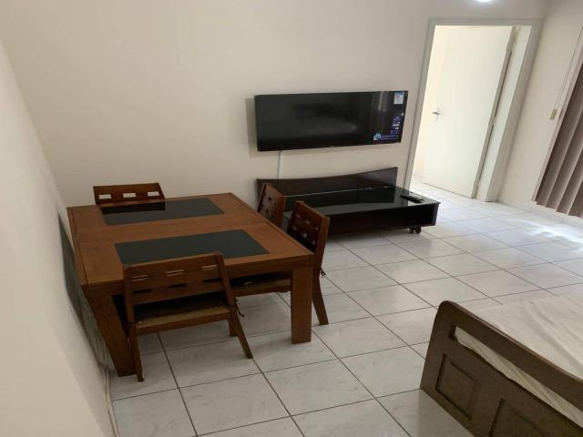 #3226 - Apartamento para Locação em Santos - SP - 3