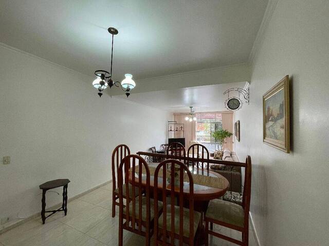 Apartamento para Venda em Santos - 4