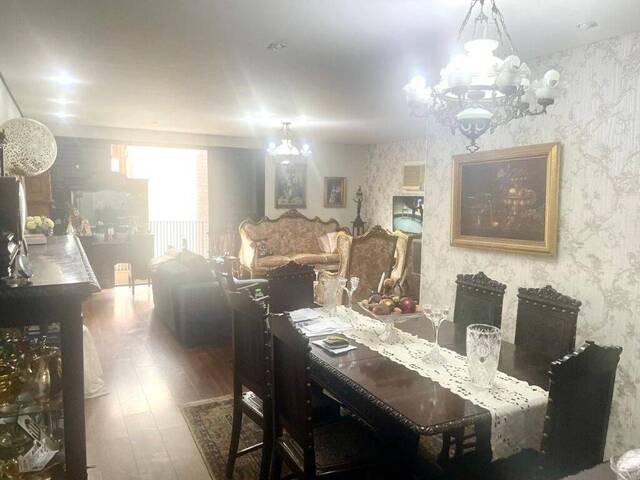 Apartamento para Venda em Santos - 2