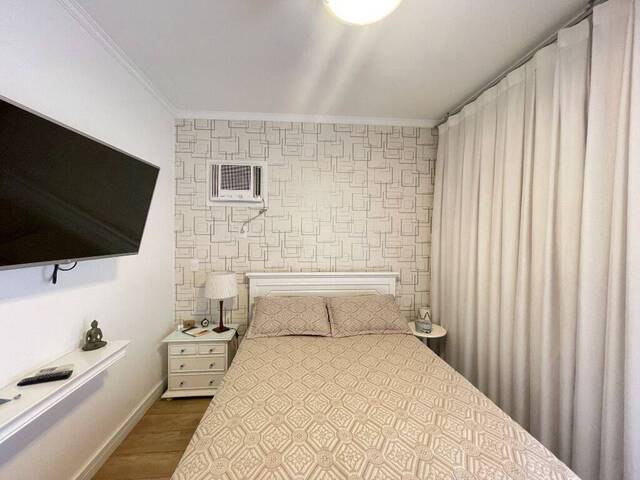 Apartamento para Venda em Santos - 5