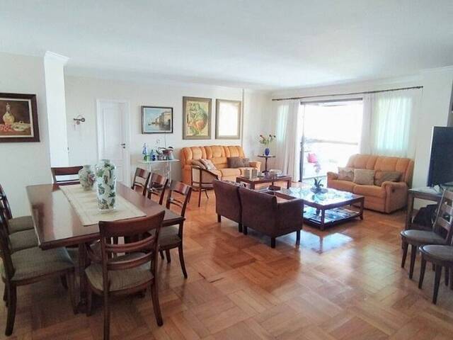 Apartamento para Venda em Santos - 2