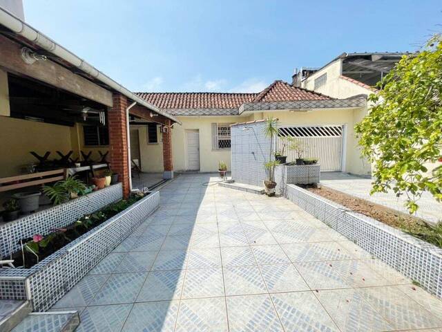 Casa para Venda em São Vicente - 2