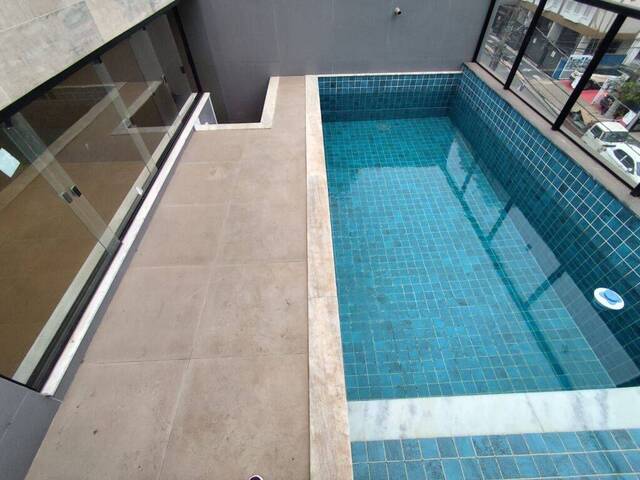 Casa para Venda em Santos - 2