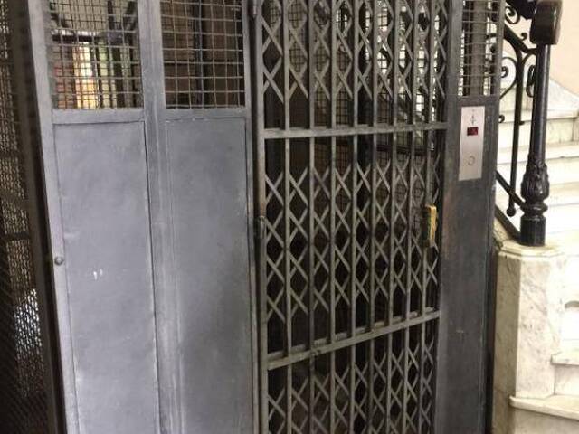 #10877 - Sala para Venda em Santos - SP