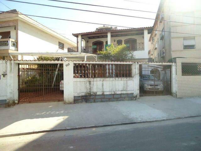 Sobrado para Venda em Santos - 2