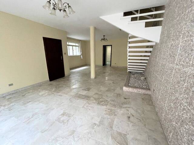 Sobrado para Venda em Santos - 3