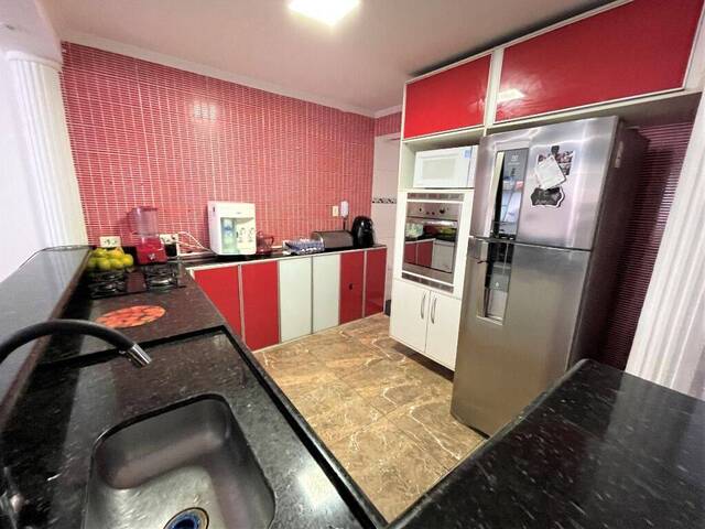 Sobrado para Venda em Santos - 5