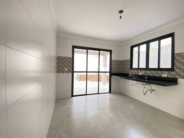 Sobrado para Venda em Santos - 5