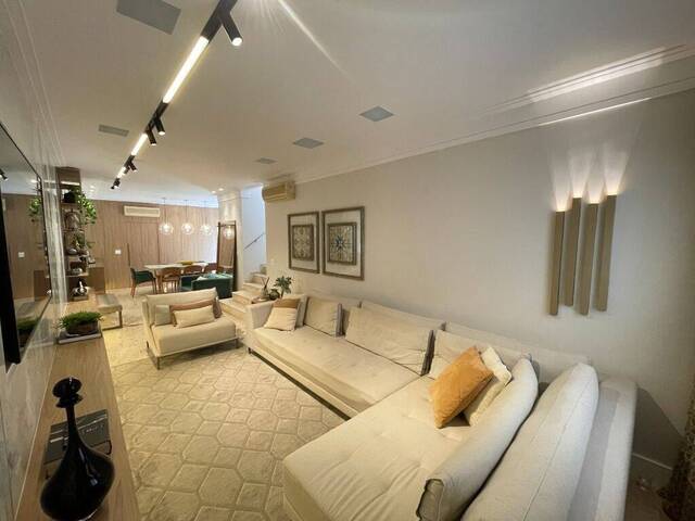 Sobrado para Venda em Santos - 4