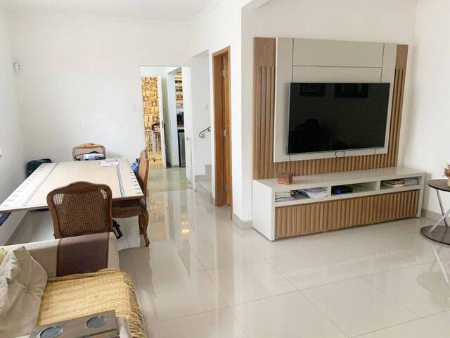 Sobrado para Venda em Santos - 4