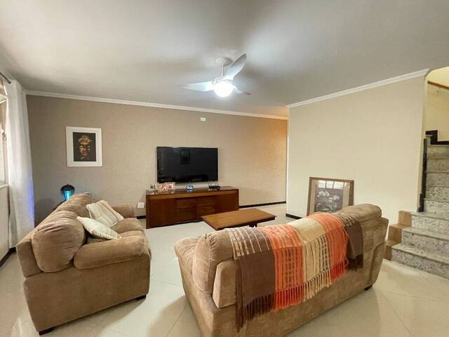 #11400 - Sobrado para Venda em Santos - SP