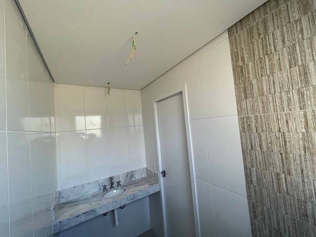 Village para Venda em Santos - 2